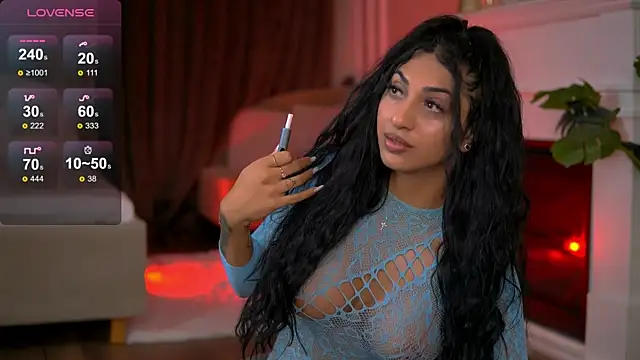 Snapshot of EmaHallee chatting on October 8, 2025, 1:07 am EmaHallee online show from October 8, 2025, 1:07 am