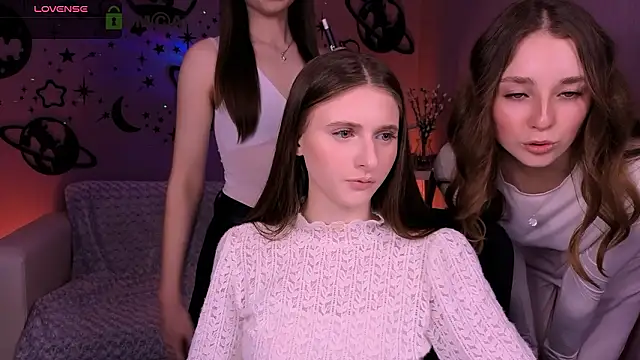 nekky mouse online show from March 27, 2026, 8:32 pm