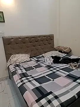 missneha61 online show from September 21, 2025, 7:08 pm