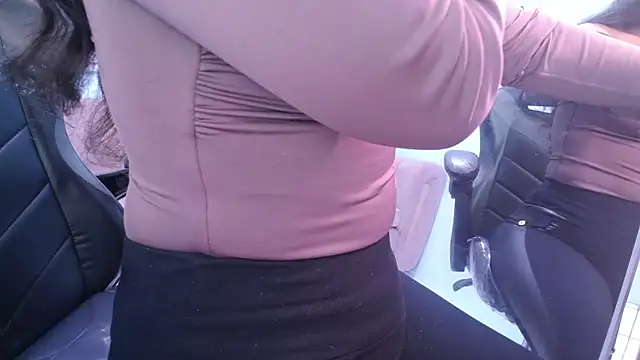 Snapshot of victoria_hernandez_t_ chatting on October 8, 2025, 12:50 pm victoria hernandez t  online show from October 8, 2025, 12:50 pm