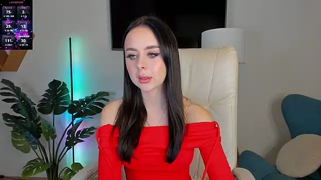 Snapshot of Baby__Lola chatting on September 28, 2025, 12:23 pm Baby  Lola online show from September 28, 2025, 12:23 pm