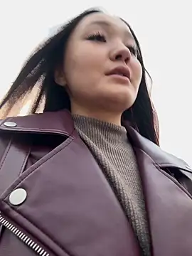 KissMeEva online show from September 28, 2025, 2:13 pm