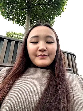 KissMeEva online show from September 18, 2025, 2:09 pm