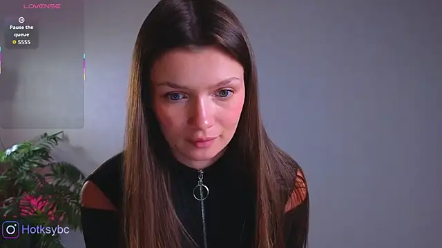 Snapshot of Hot_ksy chatting on September 25, 2025, 9:32 pm Hot ksy online show from September 25, 2025, 9:32 pm