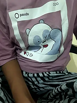 Snapshot of Alia-00 chatting on September 23, 2025, 4:19 am Alia-00 online show from September 23, 2025, 4:19 am