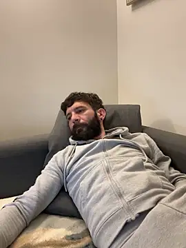 Snapshot of Michel_huge chatting on October 29, 2025, 6:07 pm Michel huge online show from October 29, 2025, 6:07 pm