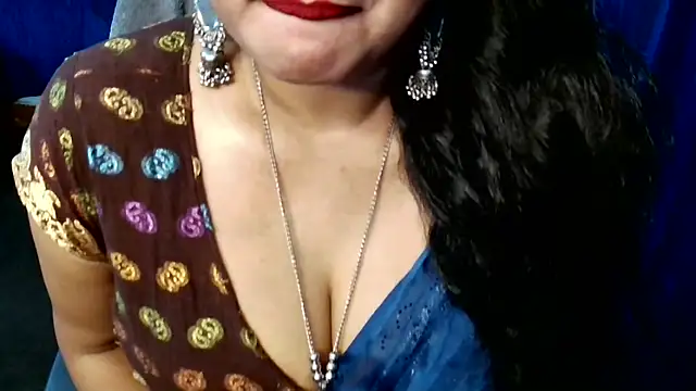 QUEEN SAKHI- online show from April 15, 2026, 8:42 am