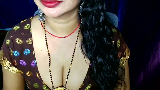 Snapshot of QUEEN_SAKHI- chatting on June 12, 2026, 10:02 am QUEEN SAKHI- online show from June 12, 2026, 10:02 am