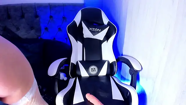 SafiroBlake online show from October 11, 2025, 4:02 am