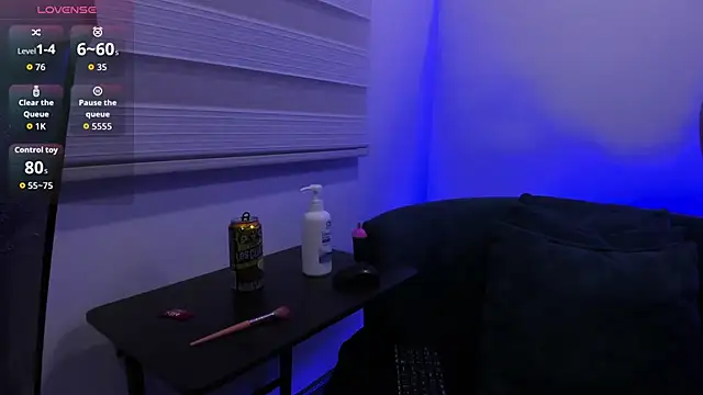 SafiroBlake online show from September 18, 2025, 3:31 am