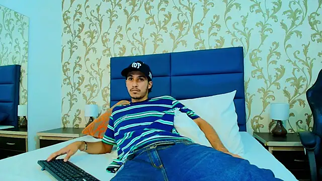 Marcus Jeron online show from November 10, 2025, 7:19 pm