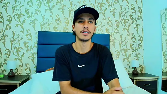 Snapshot of Marcus_Jeron chatting on October 11, 2025, 4:35 am Marcus Jeron online show from October 11, 2025, 4:35 am