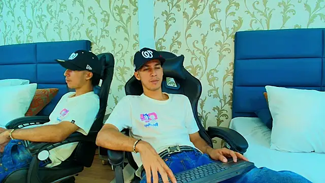 Snapshot of Marcus_Jeron chatting on September 15, 2025, 8:09 pm Marcus Jeron online show from September 15, 2025, 8:09 pm