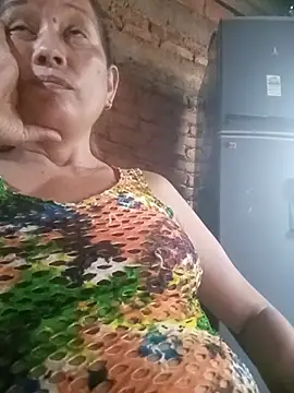 marinita13 online show from May 25, 2026, 7:12 pm