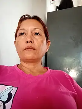 marinita13 online show from April 11, 2026, 1:26 pm