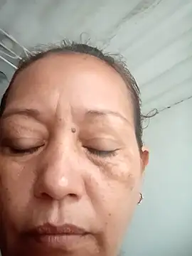 marinita13 online show from February 5, 2026, 12:34 pm