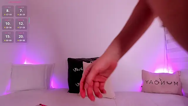 Snapshot of Ellie_lowell chatting on September 22, 2025, 6:58 pm Ellie lowell online show from September 22, 2025, 6:58 pm