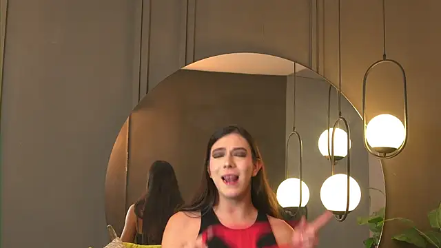 Ariaa Isabell online show from July 8, 2026, 6:52 pm