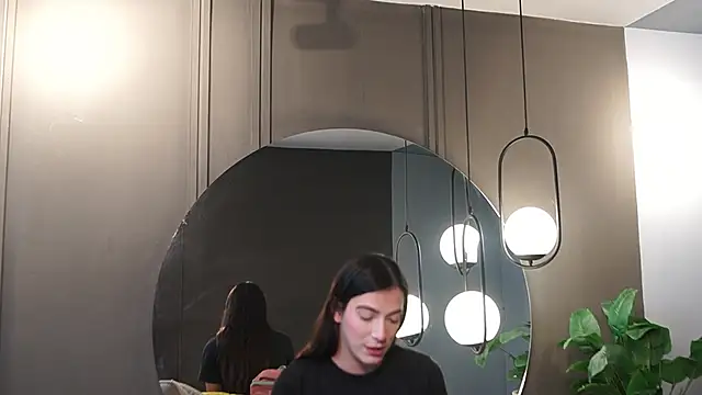 Ariaa Isabell online show from March 6, 2026, 6:36 pm