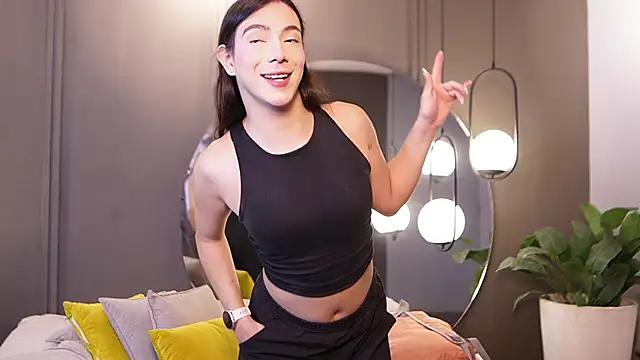 Ariaa Isabell online show from April 15, 2026, 6:34 pm