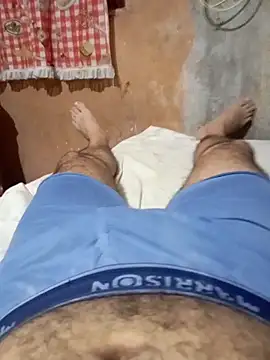 Snapshot of NAUFRAGO_17CM chatting on October 7, 2025, 12:33 am NAUFRAGO 17CM online show from October 7, 2025, 12:33 am