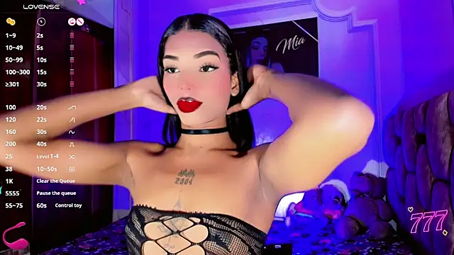 Snapshot of LADY-HOT-SEXY- chatting on June 17, 2026, 9:25 pm LADY-HOT-SEXY- online show from June 17, 2026, 9:25 pm