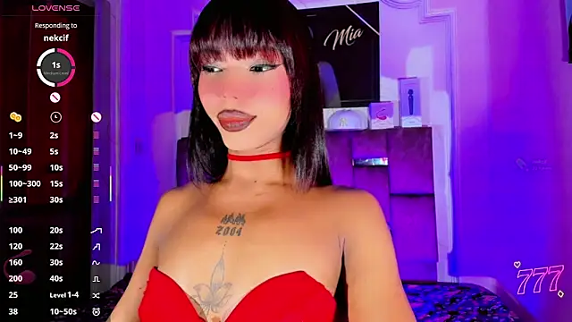 LADY-HOT-SEXY- online show from June 5, 2026, 8:36 pm