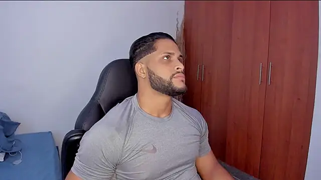 Pier Simons online show from April 16, 2026, 11:33 am