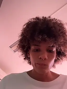 Max Rain online show from February 5, 2026, 9:32 pm