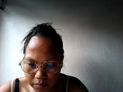 Snapshot of SpankyMyAss69 chatting on February 22, 2026, 3:20 am SpankyMyAss69 online show from February 22, 2026, 3:20 am