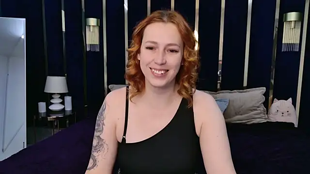 Snapshot of Evie_Bennet chatting on October 10, 2025, 10:49 am Evie Bennet online show from October 10, 2025, 10:49 am