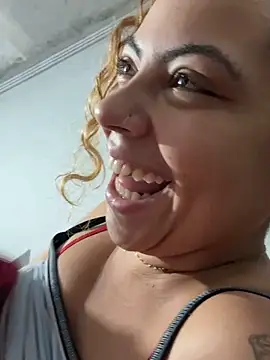 Snapshot of Chloe_Leaozinho chatting on June 28, 2026, 1:06 pm Chloe Leaozinho online show from June 28, 2026, 1:06 pm