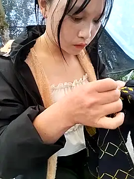 Snapshot of Tiyir597 chatting on February 25, 2026, 8:58 am Tiyir597 online show from February 25, 2026, 8:58 am