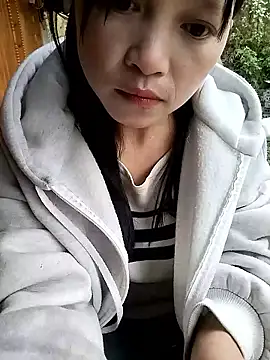 Tiyir597 online show from October 24, 2025, 2:54 am