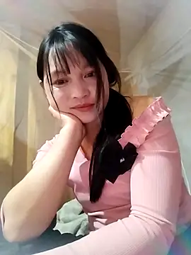 Snapshot of Tiyir597 chatting on February 5, 2026, 5:36 am Tiyir597 online show from February 5, 2026, 5:36 am