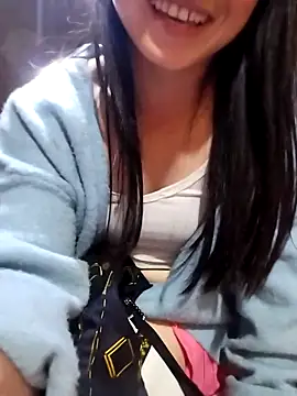 Snapshot of Tiyir597 chatting on March 1, 2026, 2:17 pm Tiyir597 online show from March 1, 2026, 2:17 pm