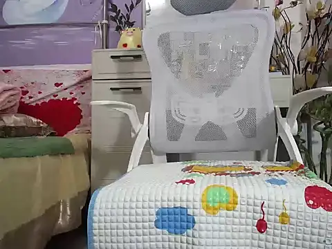 Snapshot of lyly_asian chatting on October 22, 2025, 1:16 am lyly asian online show from October 22, 2025, 1:16 am