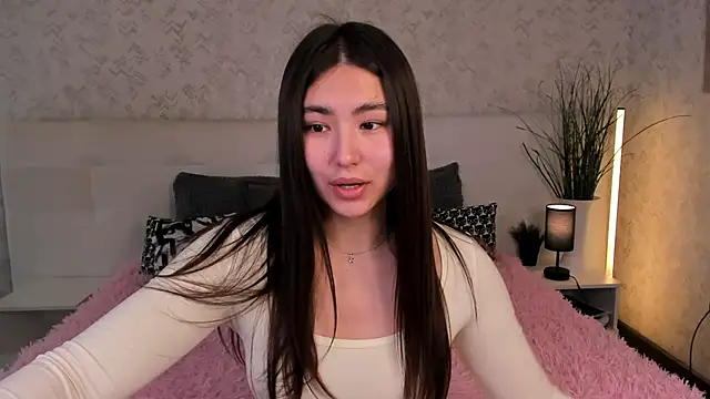 Megan Williamms online show from October 19, 2025, 9:23 am