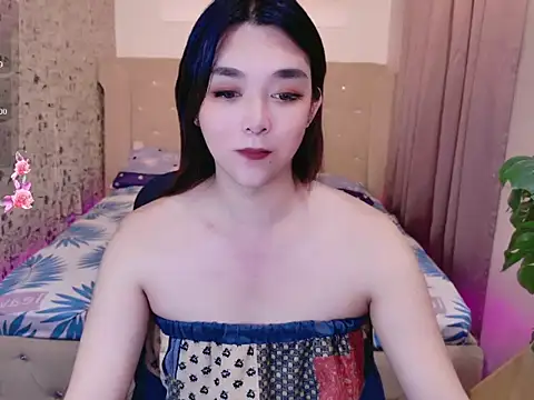 Snapshot of Ts-yoshi chatting on October 28, 2025, 8:02 am Ts-yoshi online show from October 28, 2025, 8:02 am