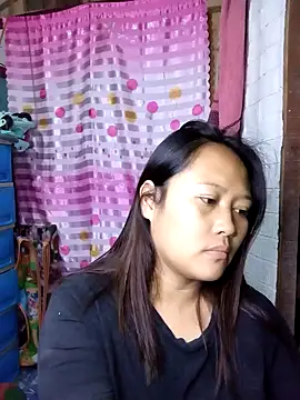 Snapshot of pretty_me092121 chatting on October 15, 2025, 6:05 pm pretty me092121 online show from October 15, 2025, 6:05 pm