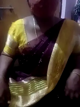 Snapshot of Jessi_25 chatting on February 2, 2026, 2:49 pm Jessi 25 online show from February 2, 2026, 2:49 pm