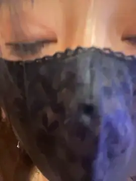 xiao-mo520 online show from October 16, 2025, 8:33 am