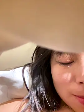 xiao-mo520 online show from September 9, 2025, 12:36 pm