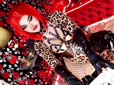 hail ur queenx online show from January 17, 2026, 7:50 pm