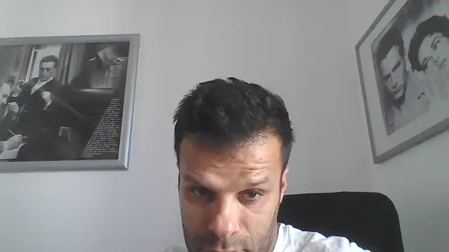 Snapshot of FROCETTO93 chatting on June 10, 2026, 7:53 am FROCETTO93 online show from June 10, 2026, 7:53 am