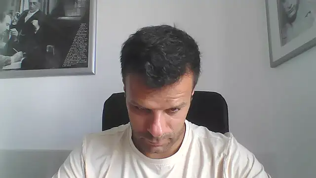 Snapshot of FROCETTO93 chatting on July 13, 2026, 6:56 am FROCETTO93 online show from July 13, 2026, 6:56 am