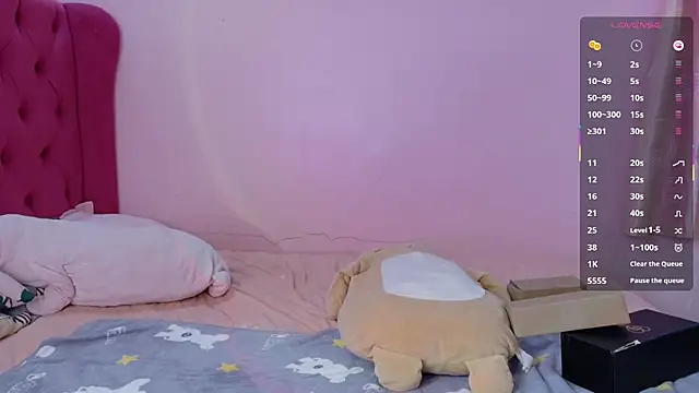 Serenaa rabbit online show from September 10, 2025, 10:58 am