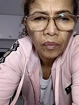 Merybeks online show from December 15, 2025, 10:43 am