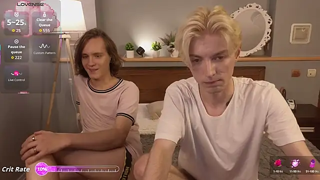 Snapshot of fiachand chatting on September 28, 2025, 11:12 pm fiachand online show from September 28, 2025, 11:12 pm