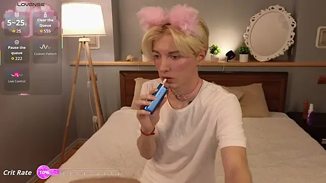 Snapshot of fiachand chatting on October 2, 2025, 9:07 pm fiachand online show from October 2, 2025, 9:07 pm